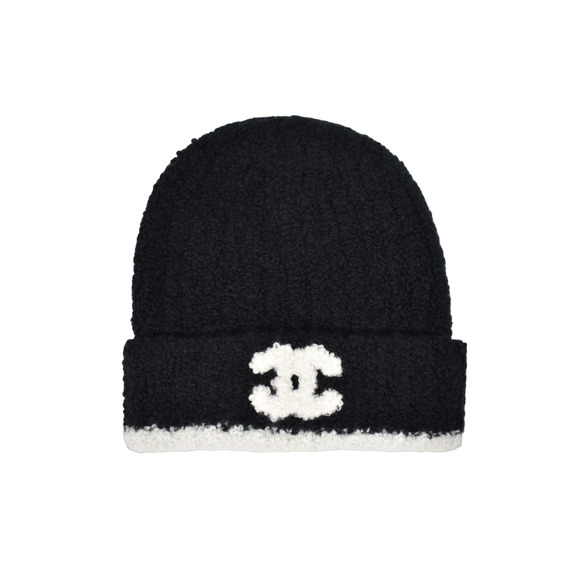 Chanel 23B Cashmere Silk Black White CC Logo Fold Over Beanie Winter Hat Cloche - Picture 1 of 10